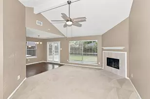 3122 Rainpark Ln, Katy, TX 77449 - Photo 4