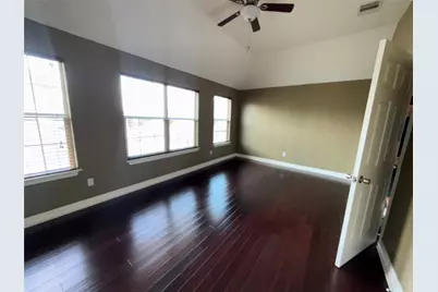 8233 Hickok Lane, Houston, TX 77075 - Photo 6