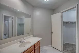 6323 Gladewell Dr, Houston, TX 77072 - Photo 10