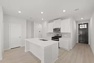 400 Long Br Dr, Dayton, TX 77535 - Photo 6