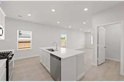 400 Long Branch Drive, Dayton, TX 77535 - Photo 8