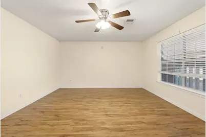 703 Overbluff Street, Channelview, TX 77530 - Photo 6