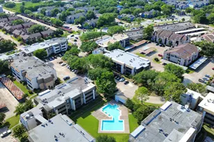 3105 Walnut Bend Ln, Houston, TX 77042 - Photo 28