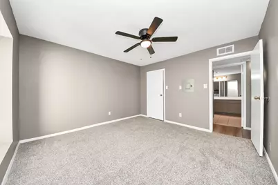 3105 Walnut Bend Ln #32, Houston, TX 77042 - Photo 22
