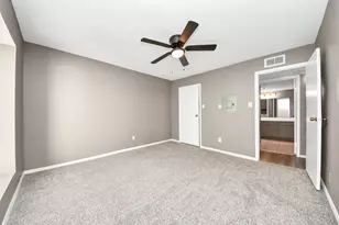 3105 Walnut Bend Ln, Houston, TX 77042 - Photo 22