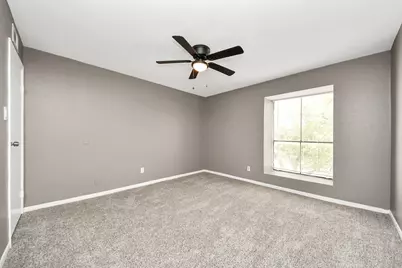 3105 Walnut Bend Ln #32, Houston, TX 77042 - Photo 24
