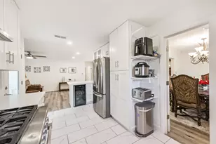 5002 Beechnut St, Houston, TX 77096 - Photo 20