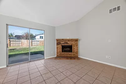 5211 Devon Green Drive, Katy, TX 77449 - Photo 6