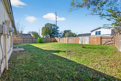 5211 Devon Green Drive, Katy, TX 77449 - Photo 38