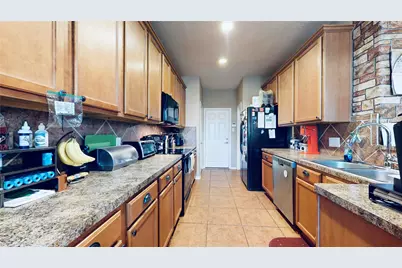 213 Drake Run Lane, Dickinson, TX 77539 - Photo 8