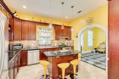 1625 Avenue M 1/2, Galveston, TX 77550 - Photo 10