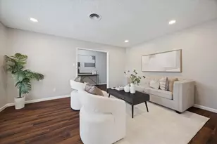 5422 Golf Dr, Houston, TX 77091 - Photo 18