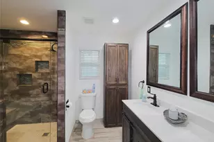 1629 Canary Cir, League City, TX 77573 - Photo 24