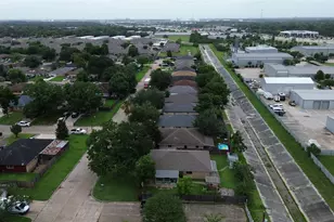 1629 Canary Cir, League City, TX 77573 - Photo 30
