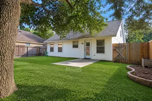 6 Thicket Grove Pl, The Woodlands, TX 77385 - Photo 48