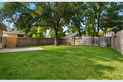 6 Thicket Grove Place, The Woodlands, TX 77385 - Photo 46