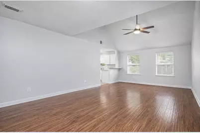 6 Thicket Grove Place, The Woodlands, TX 77385 - Photo 10