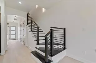 4353 Clover St, Houston, TX 77051 - Photo 4