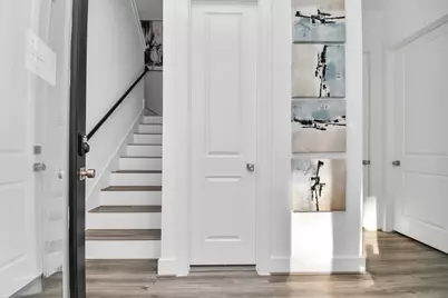 9025 Laverne Oak Lane, Houston, TX 77080 - Photo 4