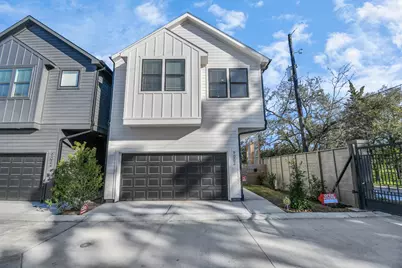 9025 Laverne Oak Lane, Houston, TX 77080 - Photo 1