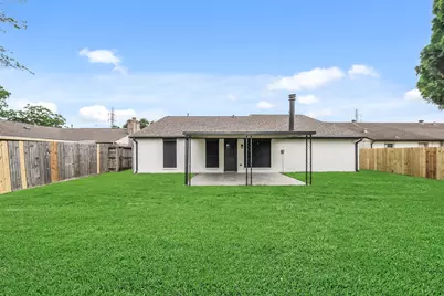 9014 Kirkmont Drive, Houston, TX 77089 - Photo 30