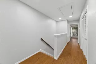 995 Memorial Village Dr, Houston, TX 77024 - Photo 18
