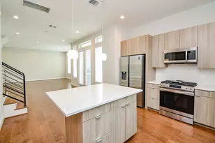 5903 Val Verde St, Houston, TX 77057 - Photo 8
