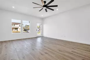 9708 Stedman St, Houston, TX 77029 - Photo 8