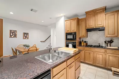 7118 Windwater Parkway N, Houston, TX 77036 - Photo 20