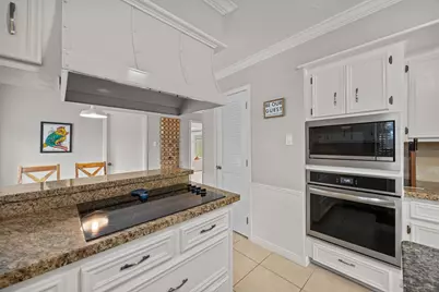 11507 Quail Creek Drive, Houston, TX 77070 - Photo 12