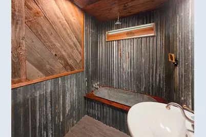 437 E Lumbermans Road, Onalaska, TX 77360 - Photo 6