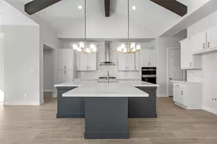 402 Northern Cardinal Ct, Willis, TX 77318 - Photo 4