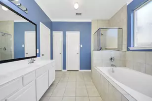 704 Harvard Pointe Dr, League City, TX 77573 - Photo 20