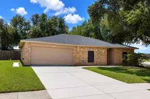 6221 Silver Leaf Dr, League City, TX 77573 - Photo 1