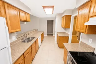 6221 Silver Leaf Dr, League City, TX 77573 - Photo 6
