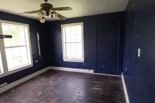 213 W Jackson St, West Columbia, TX 77486 - Photo 16