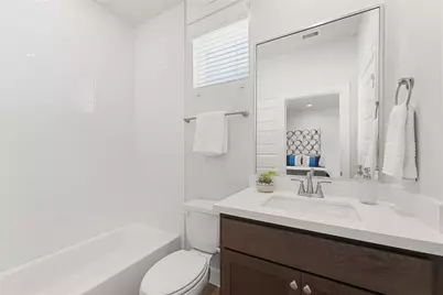 2708 Grand Fountains Drive #E, Houston, TX 77054 - Photo 20