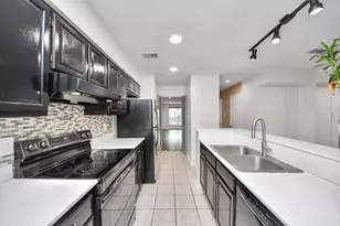 14585 Misty Meadow Ln, Houston, TX 77079 - Photo 12