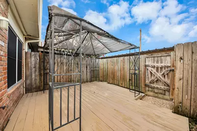 14585 Misty Meadow Lane, Houston, TX 77079 - Photo 32