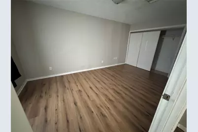 7339 Eisenhower Road, Houston, TX 77033 - Photo 14