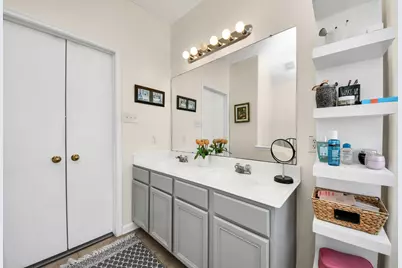 10803 Shannon Mills Lane, Houston, TX 77075 - Photo 38