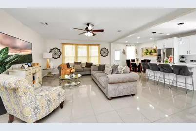 10803 Shannon Mills Lane, Houston, TX 77075 - Photo 30