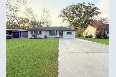 116 Cypress Street, Lake Jackson, TX 77566 - Photo 16