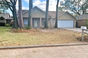 3730 Village Grove Dr, Humble, TX 77396 - Photo 14