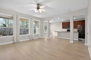 126 Silver Penny Dr, Conroe, TX 77384 - Photo 10