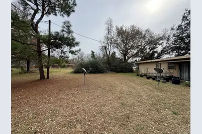 300 Echols Street, Prairie View, TX 77446 - Photo 6