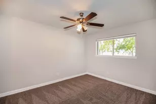 802 Wavecrest Ln, Houston, TX 77062 - Photo 26