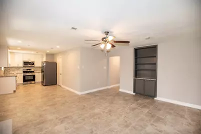 802 Wavecrest Lane, Houston, TX 77062 - Photo 8