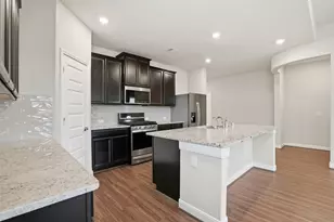 2532 Dunsmore Oak Dr, Pearland, TX 77089 - Photo 8
