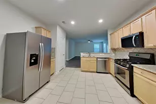 17906 Magenta Springs Dr, Humble, TX 77346 - Photo 4
